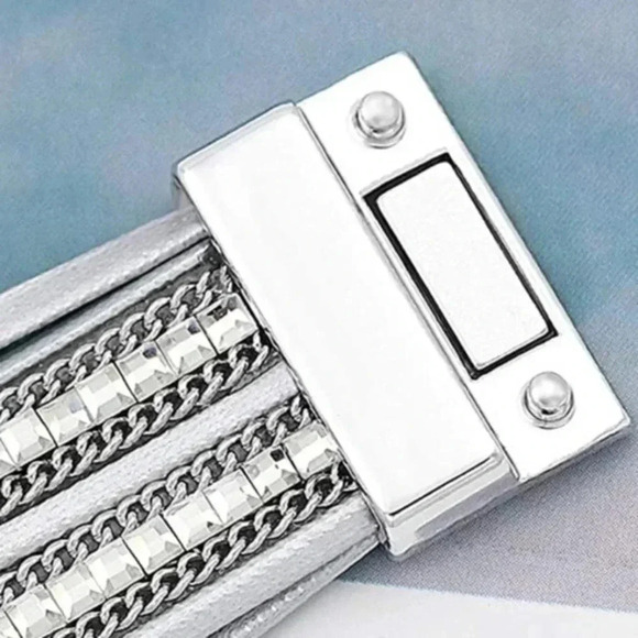 Elegant Silver and Gold Gem & Bead Leather Layered Magnetic Bracelet NWT - Picture 4 of 4